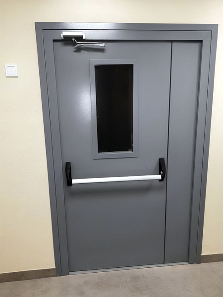 Дверь Антипаника с окном Дверь Антипаника с окном